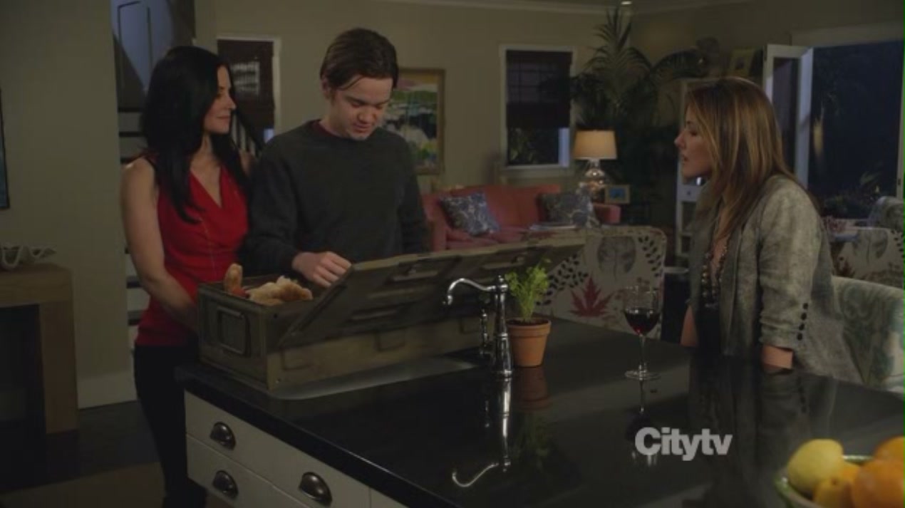 cougartown215_1762.jpg cougartown215_1762.jpg