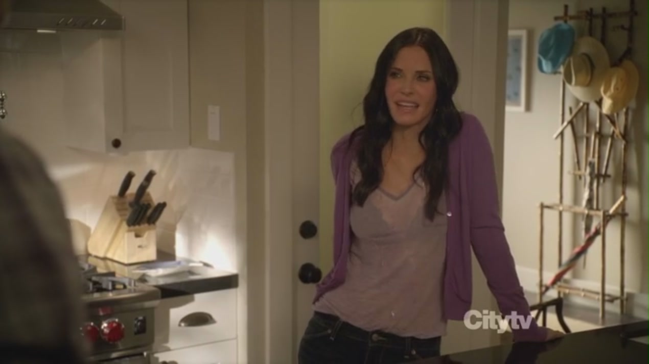 cougartown216_0093.jpg cougartown216_0093.jpg