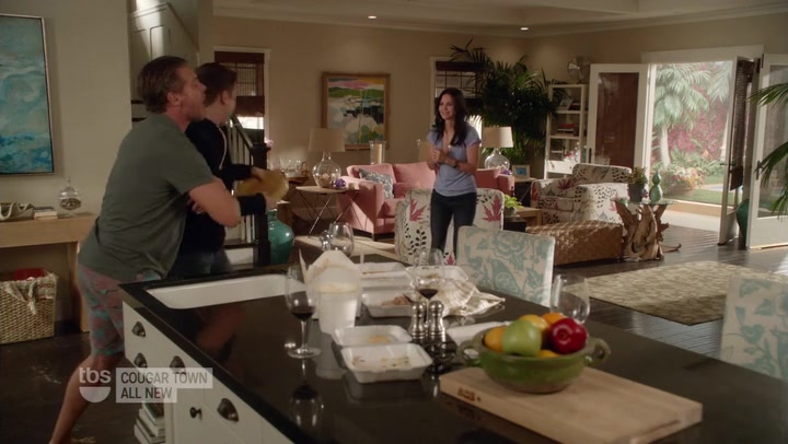Cougar_Town_S04E12_HDTV_x264-ASAP_033.jpg