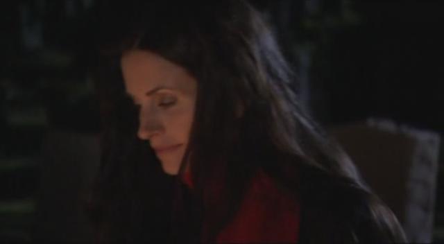 dirt-s02e01_573.JPG