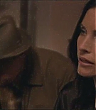 dirt-s02e01_365.JPG