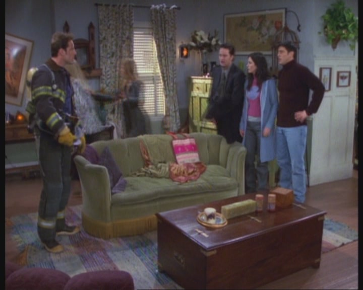 friends_2051.jpg friends_2051.jpg