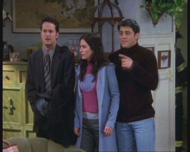 friends_2054.jpg friends_2054.jpg
