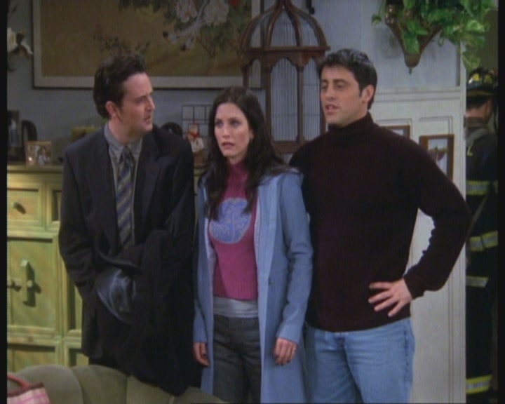 friends_2057.jpg friends_2057.jpg