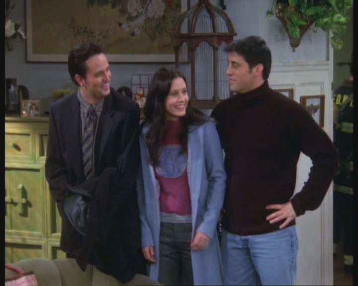 friends_2061.jpg friends_2061.jpg