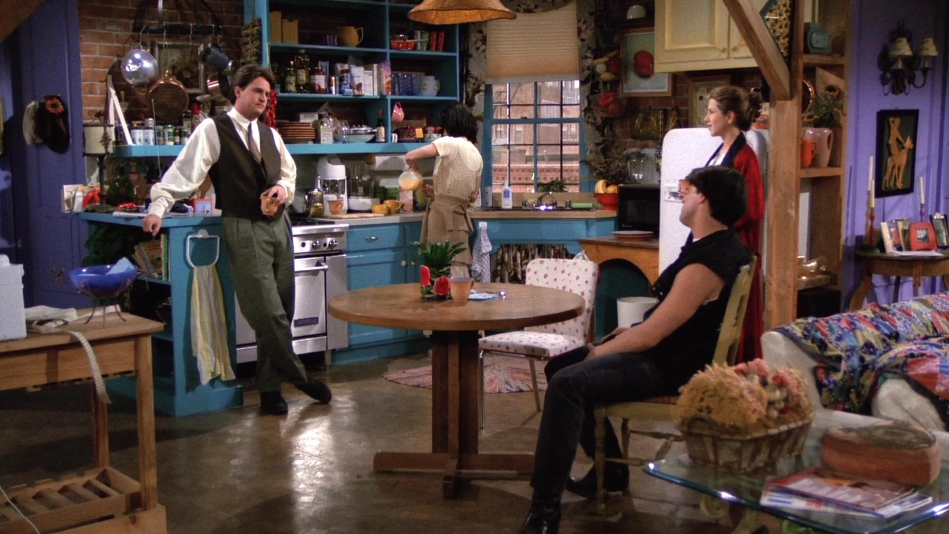 friends0101br-2318.jpg