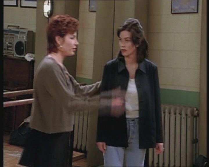 KMP-DVD0218.jpg