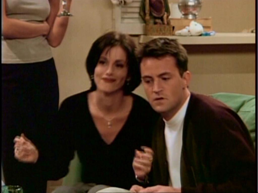 2x04 - The One with Phoebe's Husband - Friends S02E04 Cap 116 ...