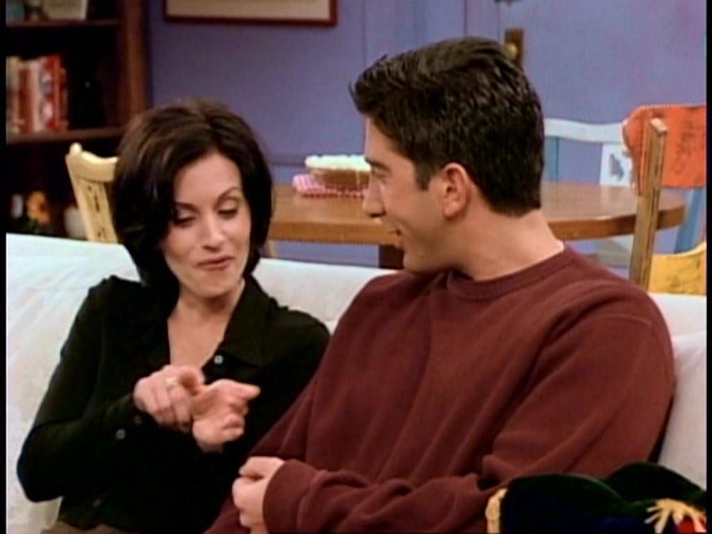 2x06 - The One with the Baby on the Bus - Friends S02E06 Cap 171 ...