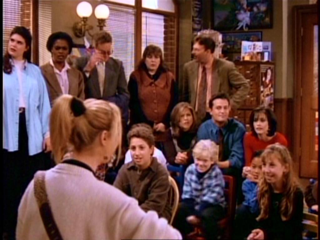 2x12 - The One After the Superbowl: Part 1 - Friends S02E12 Cap 098