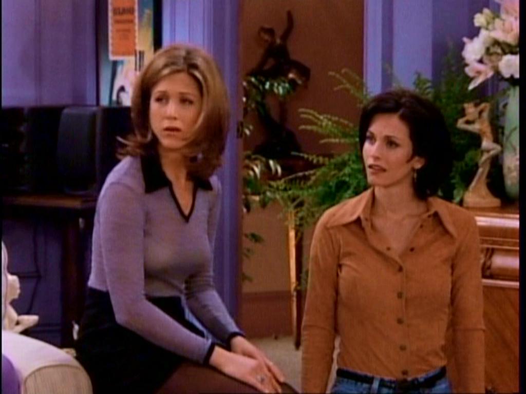 2x14 - The One with the Prom Video - Friends S02E14 Cap 265 - Courteney