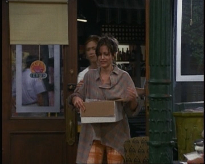 KMP-DVD0193.jpg