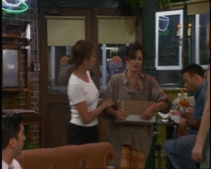 KMP-DVD0198.jpg KMP-DVD0198.jpg