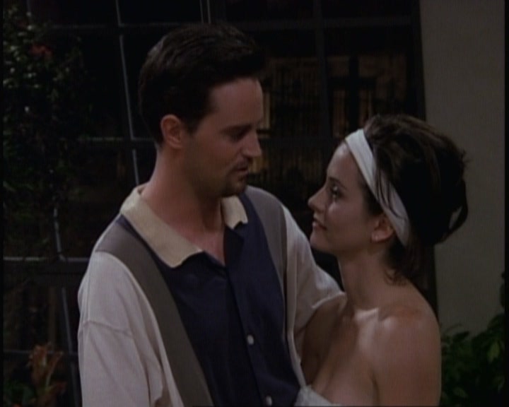 KMP-DVD0453.jpg KMP-DVD0453.jpg