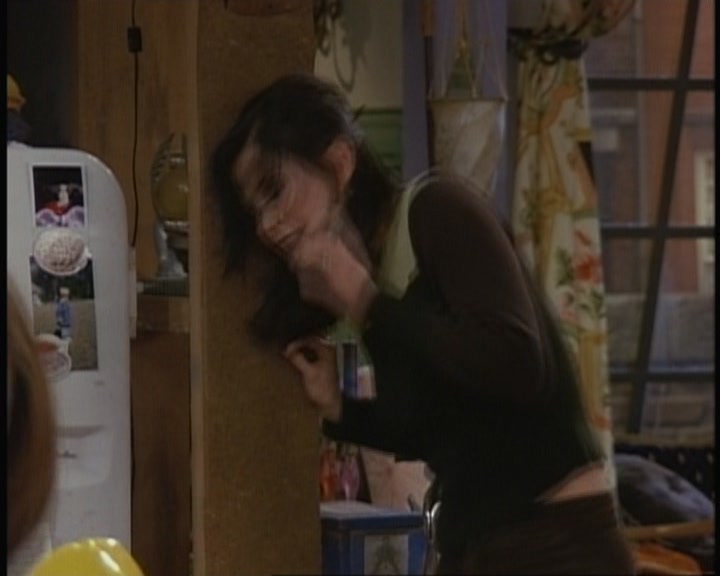 KMP-DVD0885.jpg KMP-DVD0885.jpg