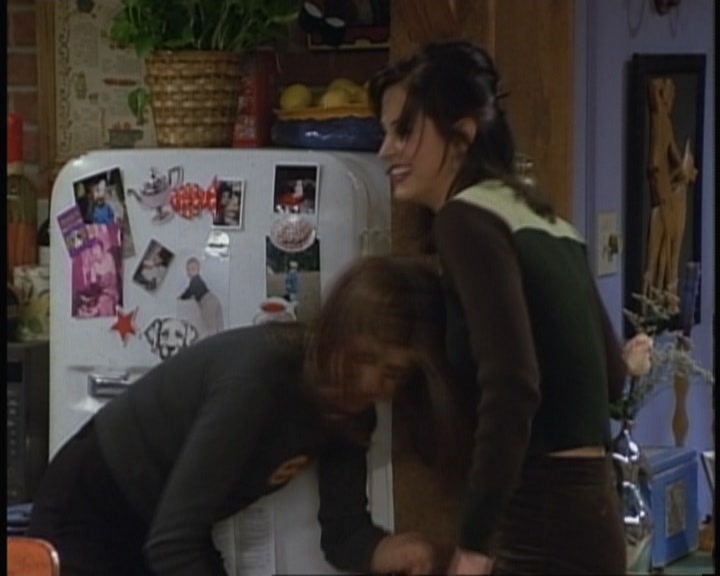 KMP-DVD0893.jpg KMP-DVD0893.jpg