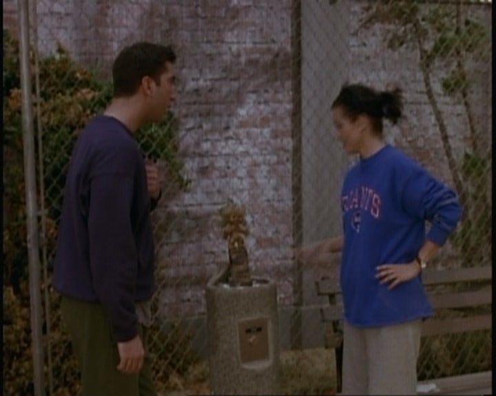 KMP-DVD0349.jpg KMP-DVD0349.jpg