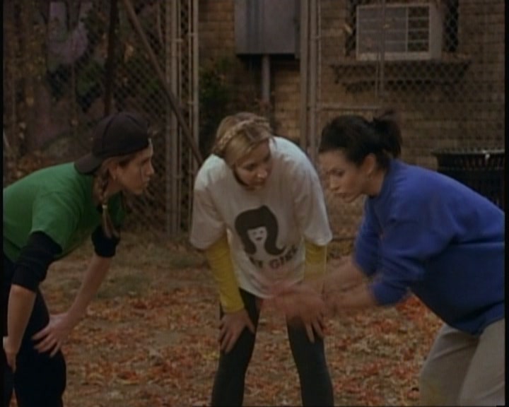 KMP-DVD0529.jpg KMP-DVD0529.jpg