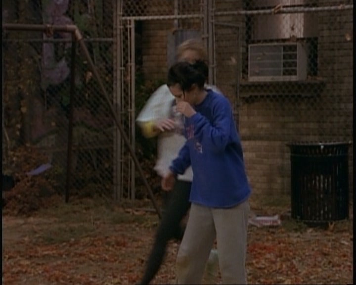 KMP-DVD0566.jpg KMP-DVD0566.jpg