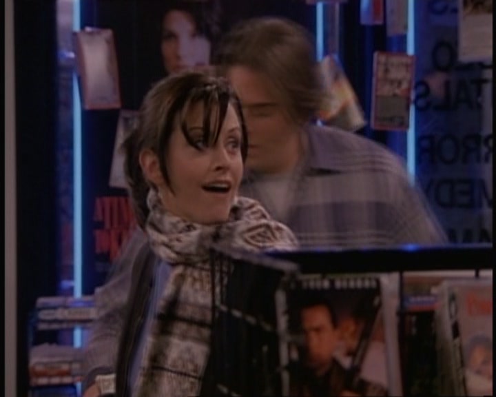 KMP-DVD0030.jpg KMP-DVD0030.jpg