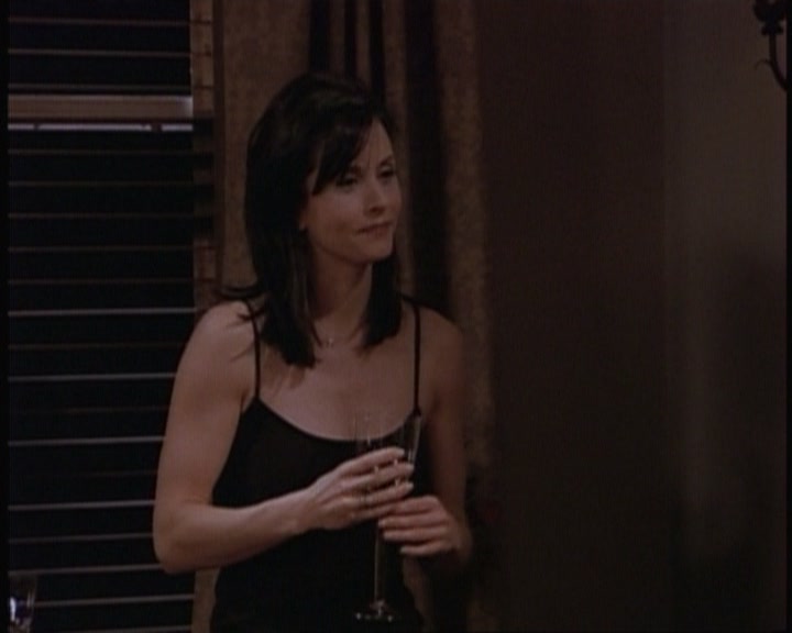 KMP-DVD0426.jpg KMP-DVD0426.jpg