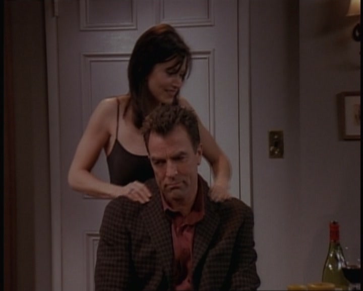 KMP-DVD0452.jpg KMP-DVD0452.jpg