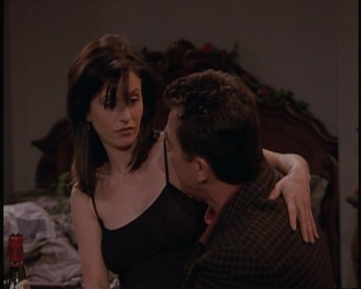 KMP-DVD0472.jpg KMP-DVD0472.jpg
