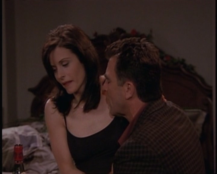 KMP-DVD0476.jpg KMP-DVD0476.jpg