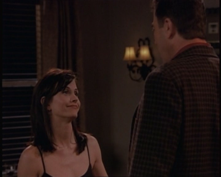KMP-DVD0509.jpg KMP-DVD0509.jpg