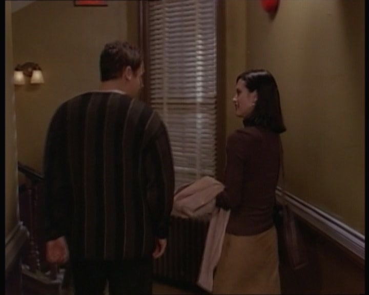 KMP-DVD0383.jpg KMP-DVD0383.jpg