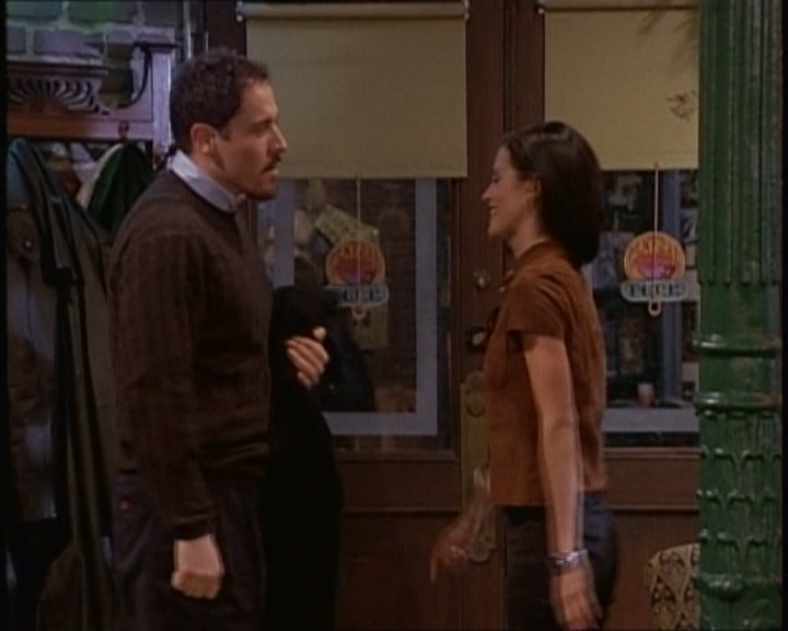 KMP-DVD0508.jpg KMP-DVD0508.jpg