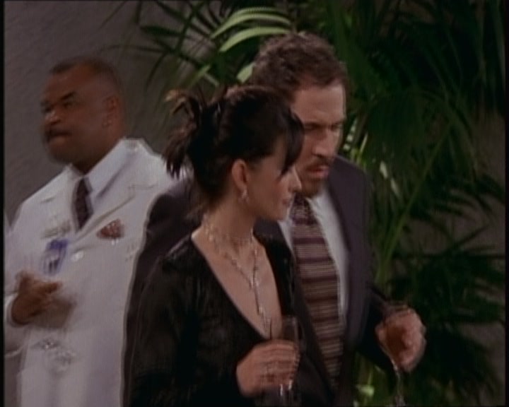 KMP-DVD0554.jpg KMP-DVD0554.jpg
