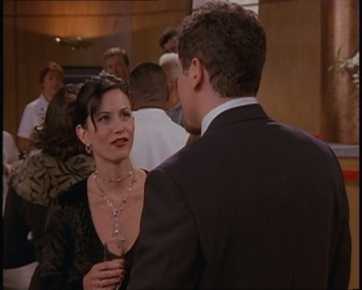 KMP-DVD0635.jpg KMP-DVD0635.jpg