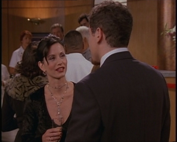 KMP-DVD0636.jpg KMP-DVD0636.jpg