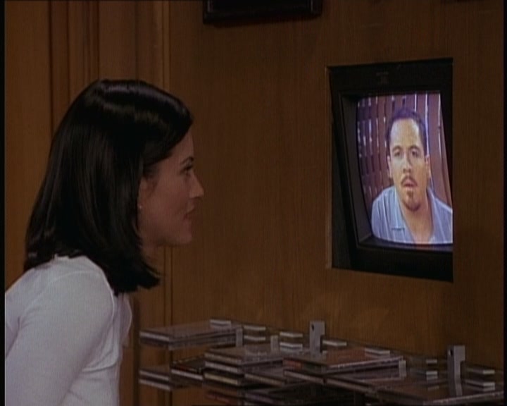 KMP-DVD1041.jpg KMP-DVD1041.jpg