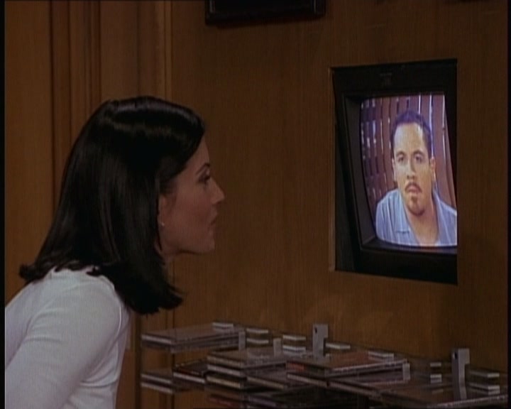 KMP-DVD1045.jpg KMP-DVD1045.jpg
