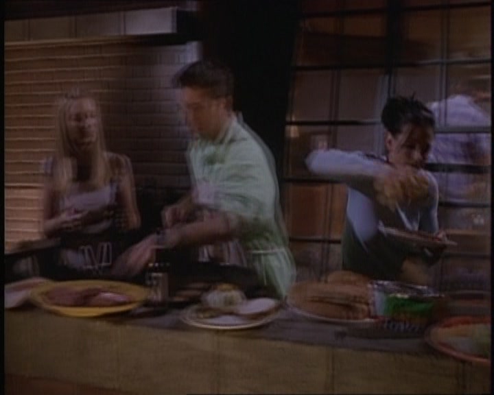 KMP-DVD1745.jpg KMP-DVD1745.jpg