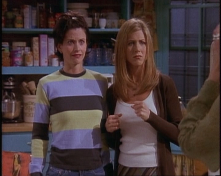 4x05 - The One with Joey's New Girlfriend - KMP-DVD0208 - Courteney Cox ...