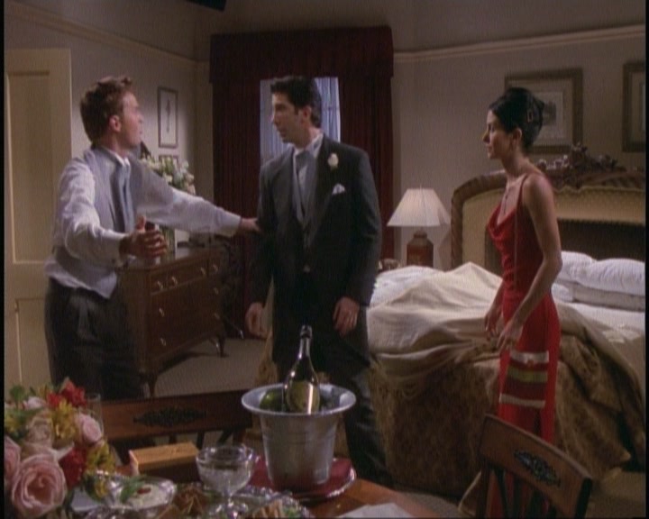KMP-DVD0295.jpg KMP-DVD0295.jpg