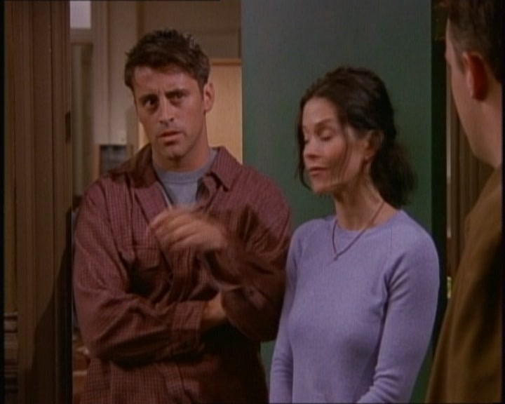 KMP-DVD0354.jpg KMP-DVD0354.jpg