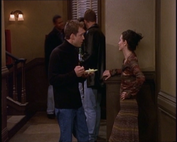 KMP-DVD0260.jpg