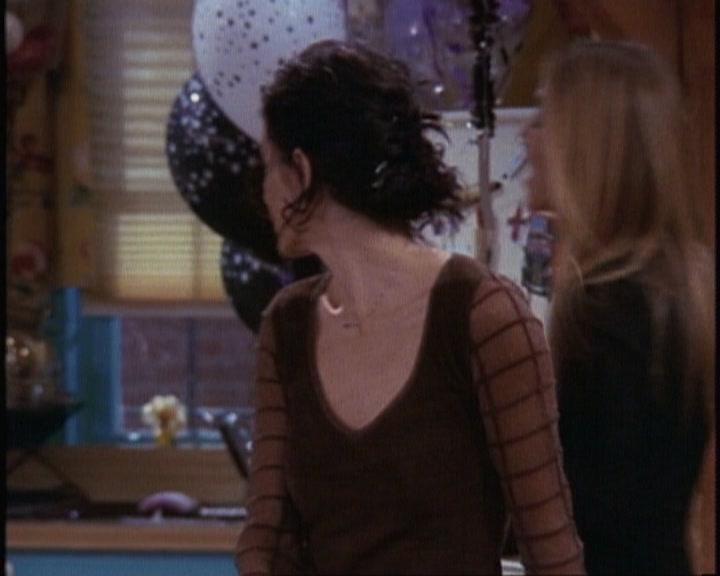 KMP-DVD0833.jpg