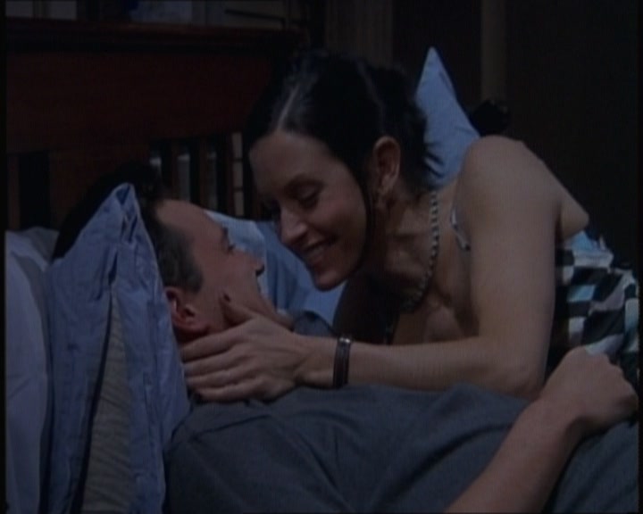 KMP-DVD0355.jpg KMP-DVD0355.jpg