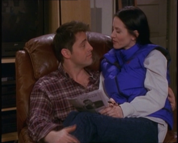 KMP-DVD1146.jpg KMP-DVD1146.jpg