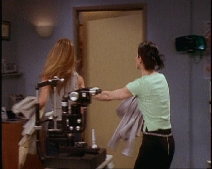 KMP-DVD0490.jpg
