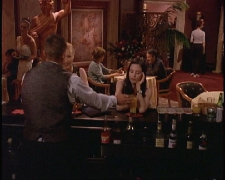 friendsinvegas_part3_002.jpg