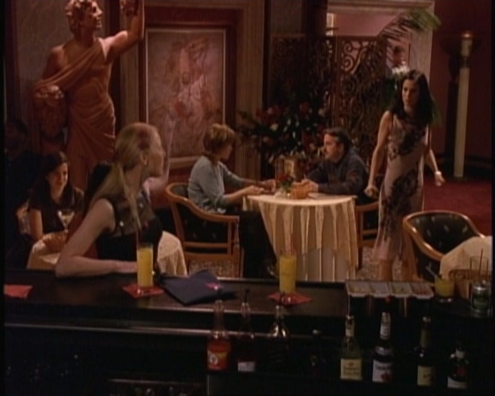 friendsinvegas_part3_038.jpg