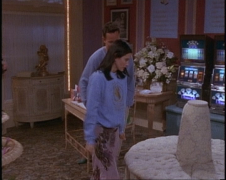 friendsinvegas_part5_033.jpg
