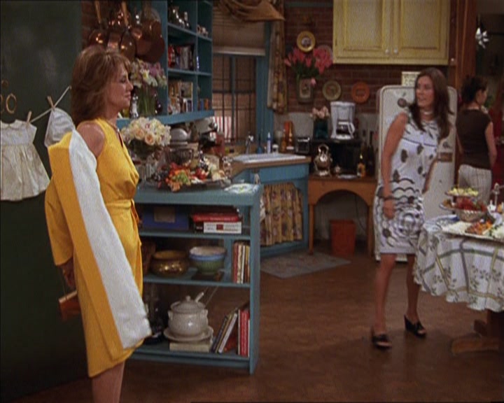 8x20 - The One with the Baby Shower - CCO820-083 - Courteney Cox Online ...