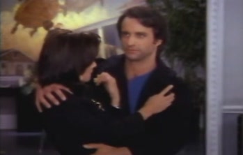 courteneycox-thetroublewithlarry_0410.jpg